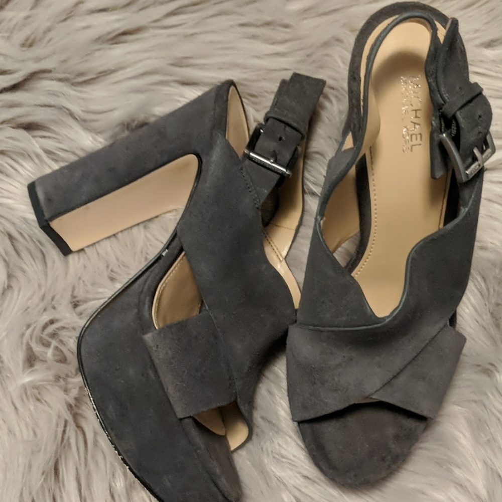 Michael Kors Suede Pumps Size 7- Like New